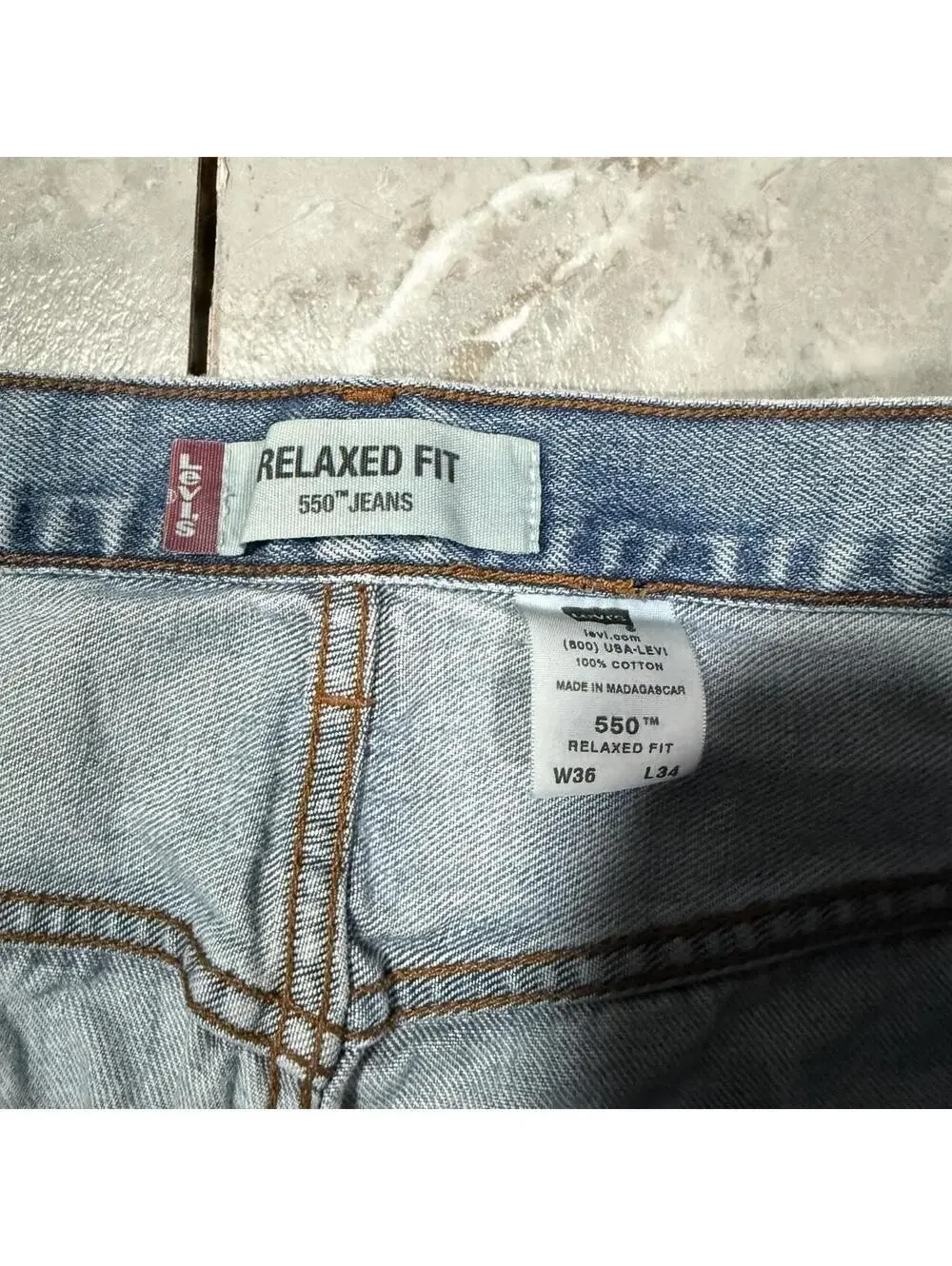 Levi’s 550 Relaxed Fit Light Wash Jeans 36x34